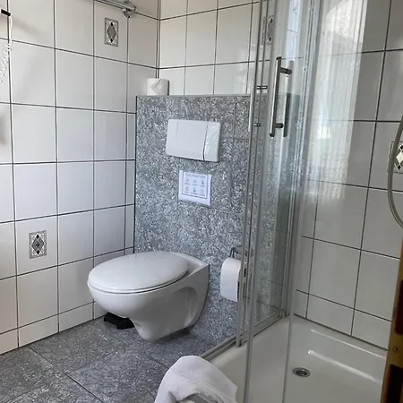 Schaefer 3*