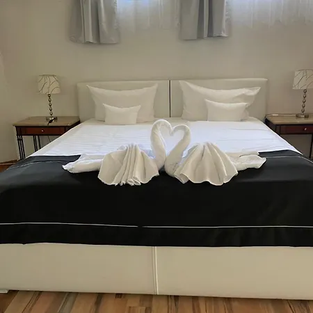 Schaefer Hotel 3*