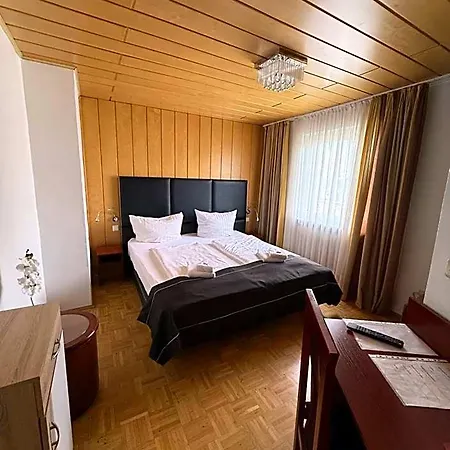 Hotel Schaefer 3*